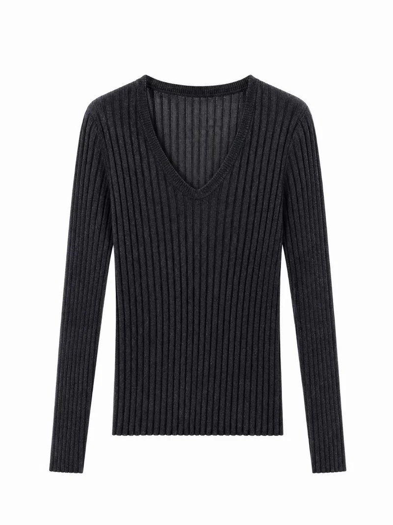 Damen Enges Feinstrick-Longsleeve mit tiefem V-Ausschnitt und breiter Rippenstruktur Nord Taschen