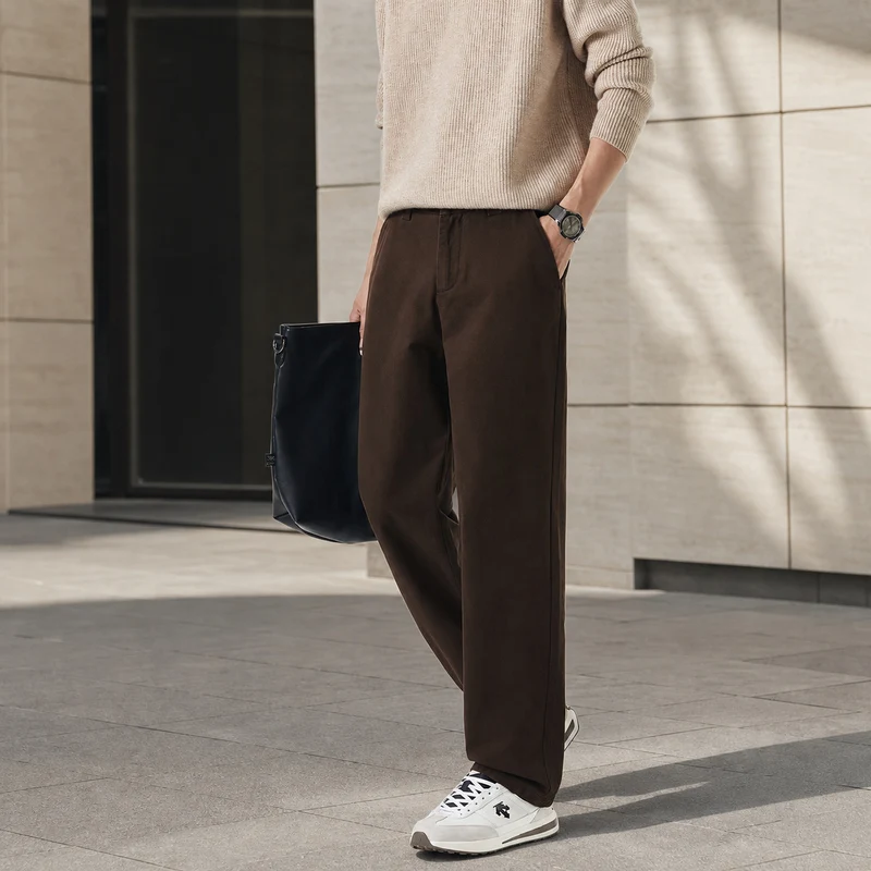 Herren Weite Relax-Fit-Freizeithose mit geradem Bein und seitlichen Eingrifftaschen Nord Taschen