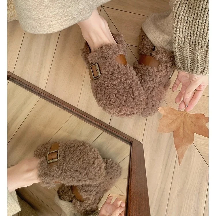 Damen Gefütterte Teddy-Flausch Mules mit verstellbarer Metallschnalle und Fersenriemen Nord Taschen