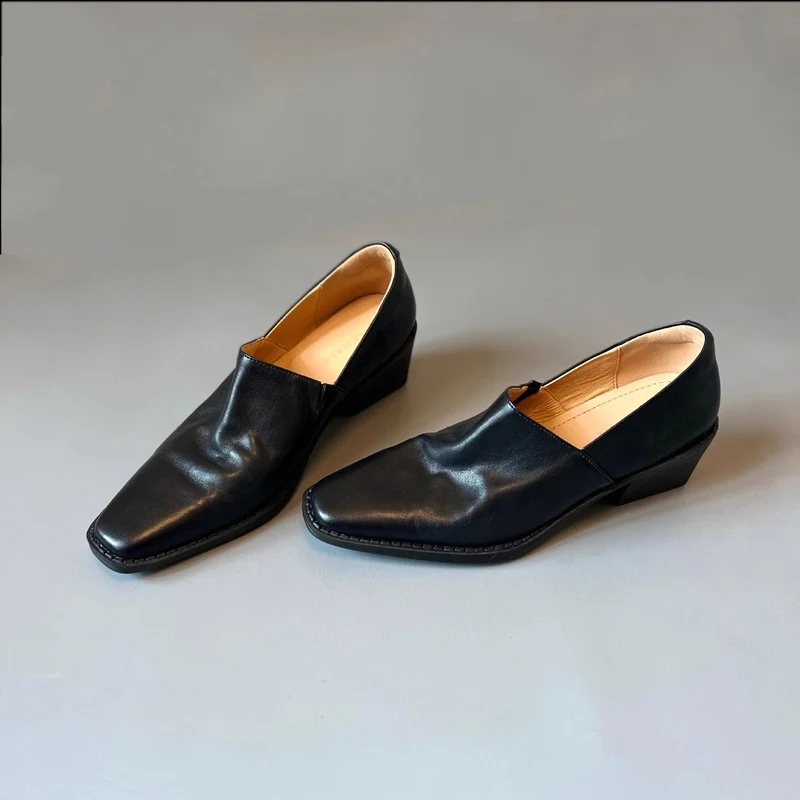 Damen Elegante Slip‑on Loafer mit quadratischer Zehenkappe und mittelhohem Blockabsatz Nord Taschen