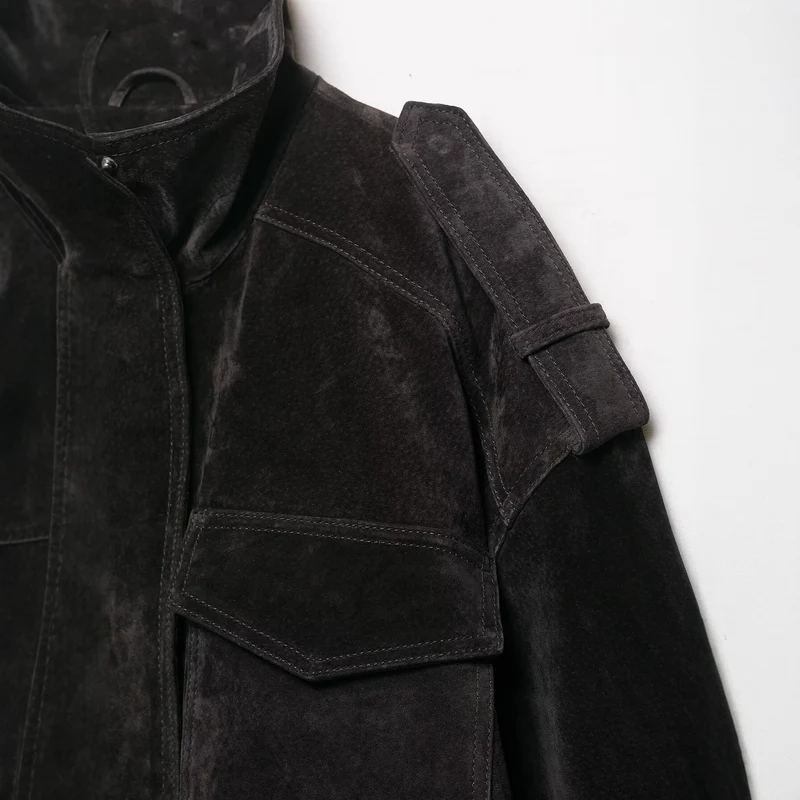 Damen Veloursleder-Bomberjacke mit Schulterpatten und aufgesetzten Brusttaschen Nord Taschen