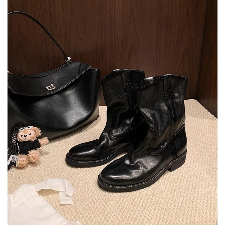 Damen Mid‑Calf Slouch Western‑Stiefel aus Glattleder mit Zuglaschen und profilierter Laufsohle Nord Taschen