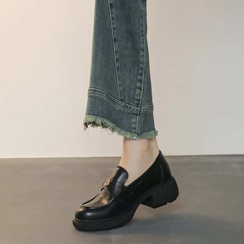 Damen Chunky‑Loafer aus Glattleder mit Emblem‑Applikation und profilierter Blocksohle Nord Taschen