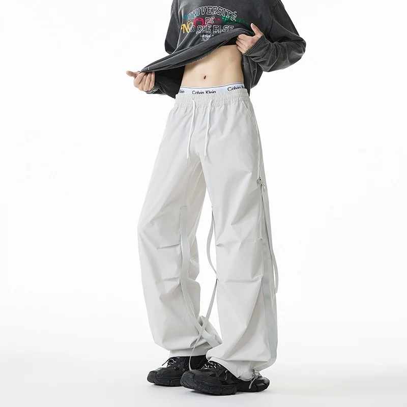 Damen Weite Tech-Cargo-Hose mit Tunnelzugbund, Beinriemen und wasserabweisender Nylon‑Optik Nord Taschen