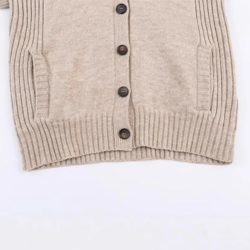 Damen Strickcardigan mit oversized Segelkragen und Zopfmuster-Details Nord Taschen