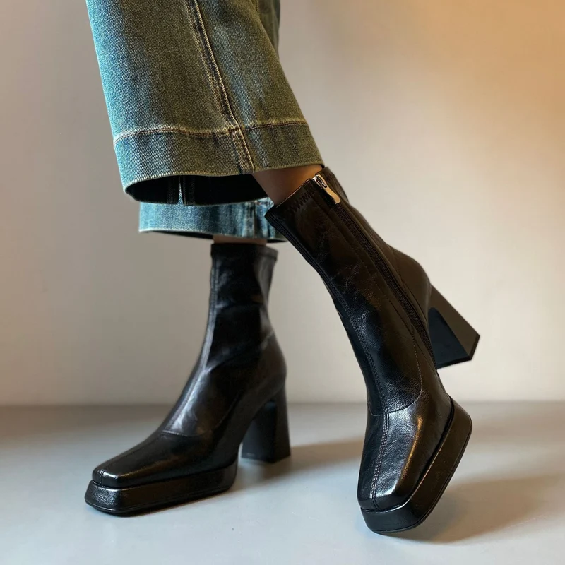 Damen Knöchelhohe Stiefelette mit geteilter Vorderblattform, weichem Nappaleder und sculpted Blockabsatz Nord Taschen