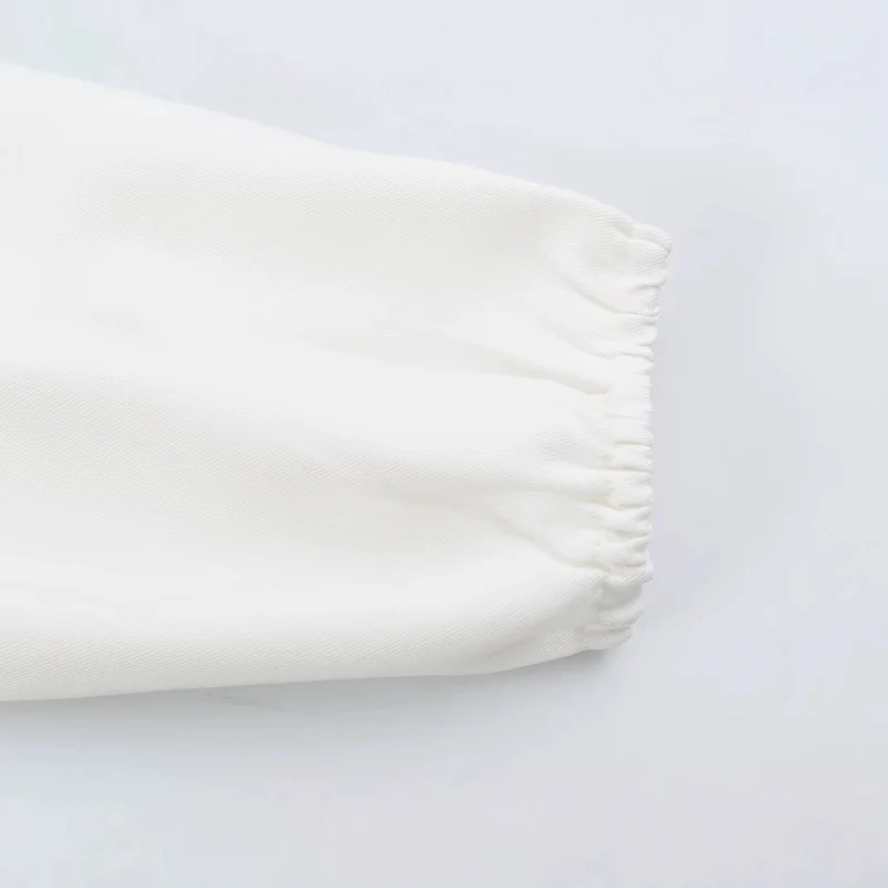 Damen Oversize-Blousonjacke mit Funnelkragen, verdeckten Druckknöpfen und Ärmelpatten Nord Taschen