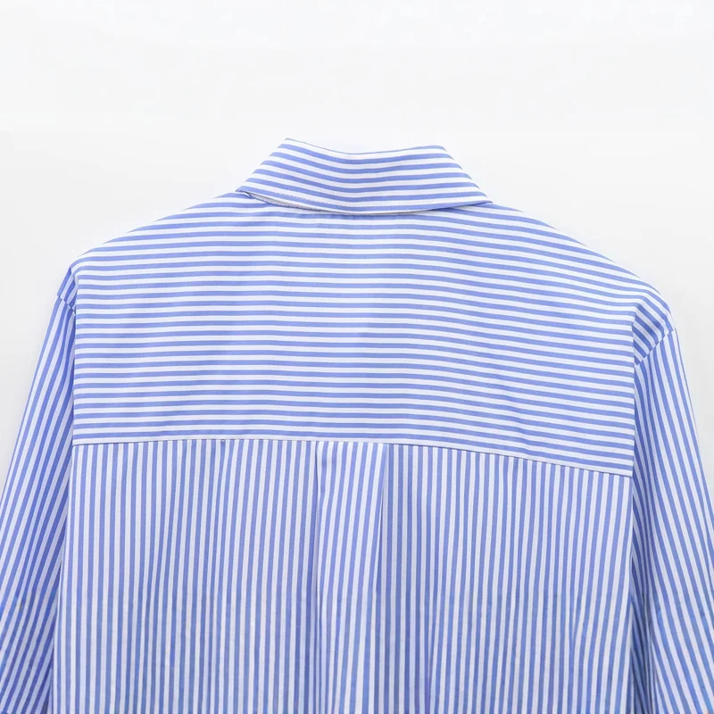 Damen Oversized Hemdbluse mit vertikalem Nadelstreifen, übergroßen Manschetten und Schmuckknöpfen Nord Taschen