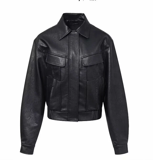 Damen Kurzjacke aus veganer Lederoptik im Cropped-Utility-Worker-Stil mit Pattentaschen Nord Taschen