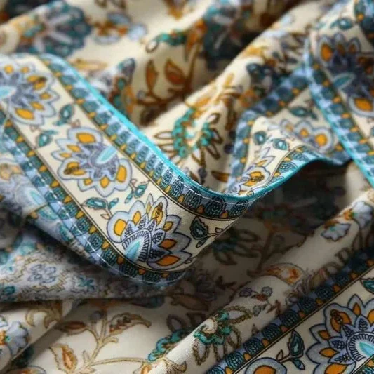 Damen Leichter Boho-Kimono-Bademantel mit Gürtel und floralem Allover-Print Nord Taschen