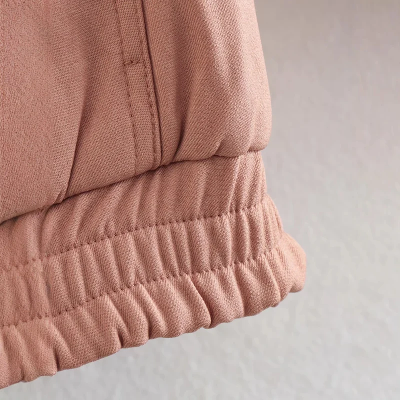 Damen Leichte Taillierte Shirtjacke aus Utility‑Webstoff mit Tunnelzug und Druckknöpfen Nord Taschen