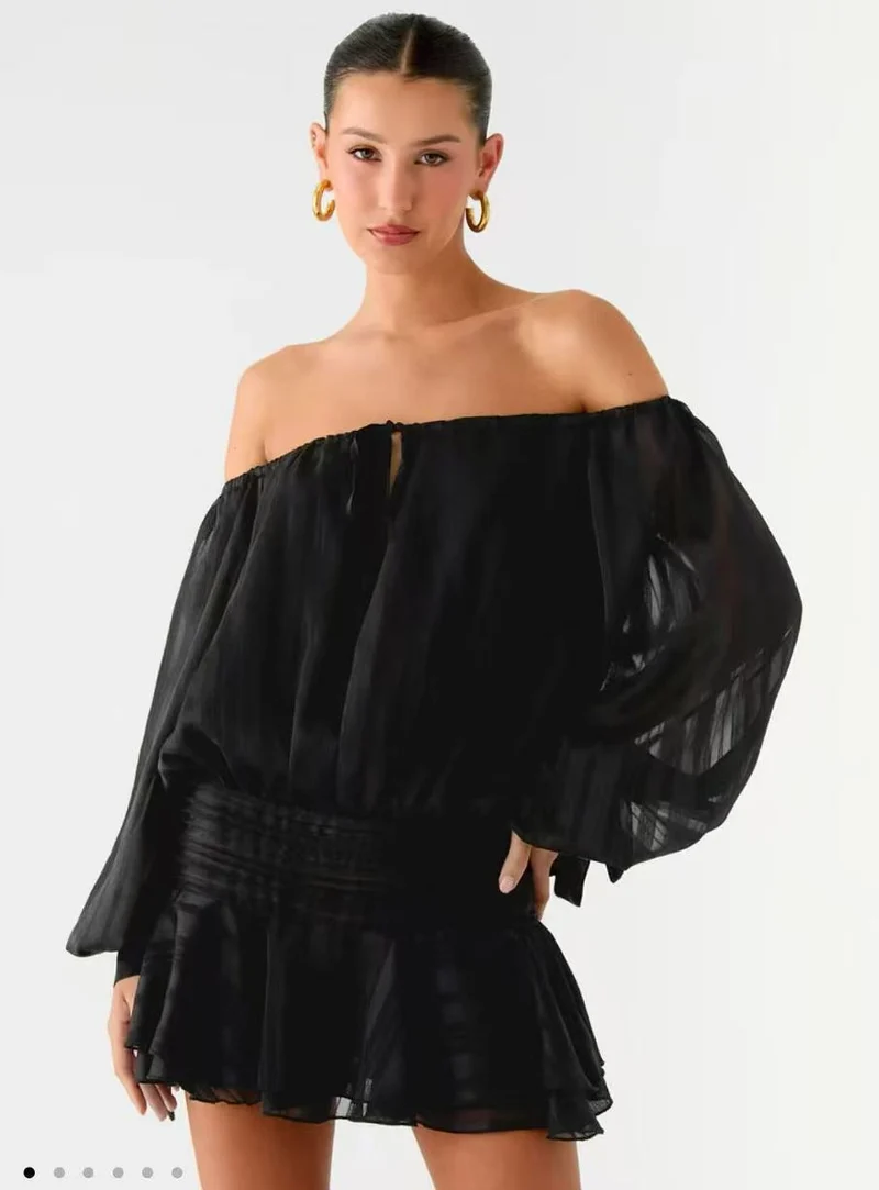 Damen Schulterfreies Off-Shoulder-Blusen- und Plissee-Minirock-Set aus Leichtstoff Nord Taschen