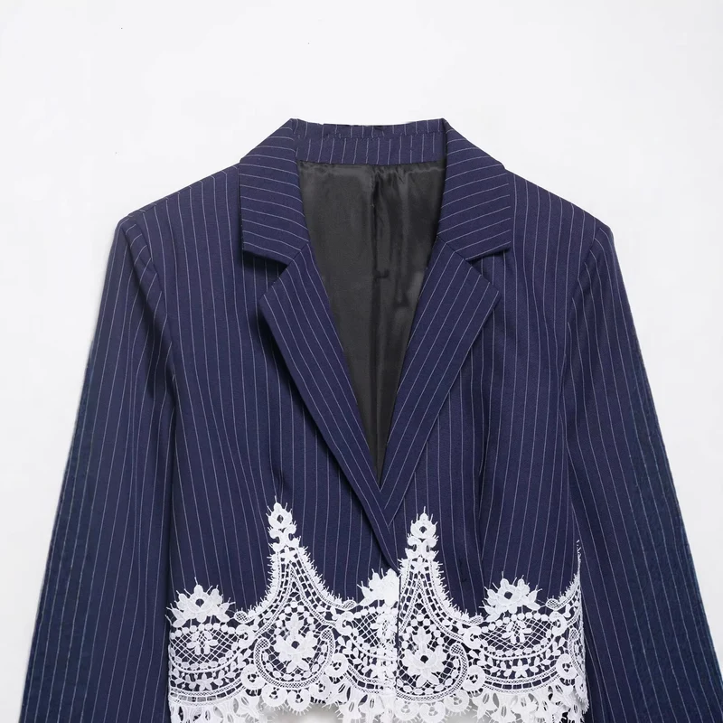 Damen Zweiteiliges Nadelstreifen-Blazer und Maxirock Set mit Spitzen-Camisole Nord Taschen