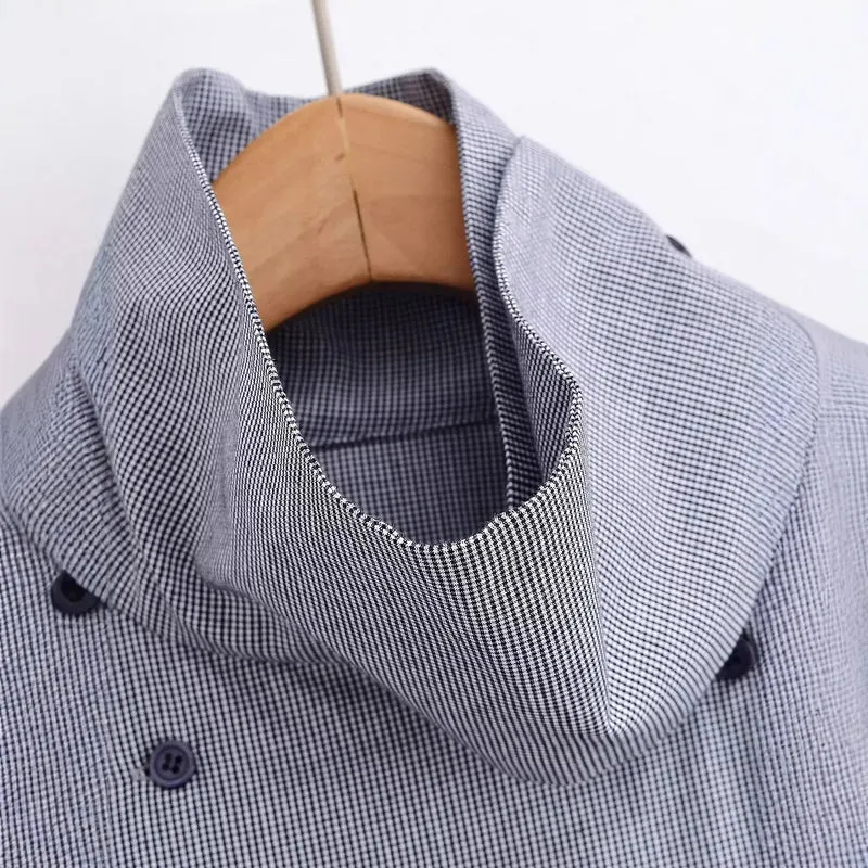 Damen leichte Oversize-Hemdjacke mit hohem Funnelkragen und asymmetrischer Knopfleiste Nord Taschen