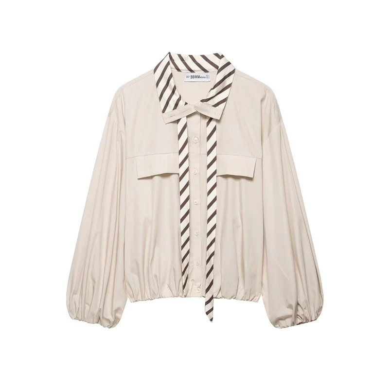 Damen Schluppenbluse im Cropped‑Boxy‑Schnitt mit Ballonärmeln und kontrastierter Schluppenblende Nord Taschen