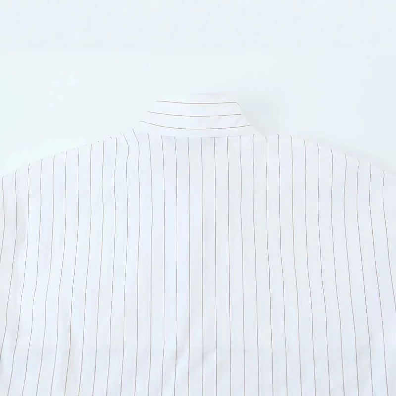 Damen Schleifenkragenbluse mit feinem Nadelstreifen und lockerer Silhouette Nord Taschen