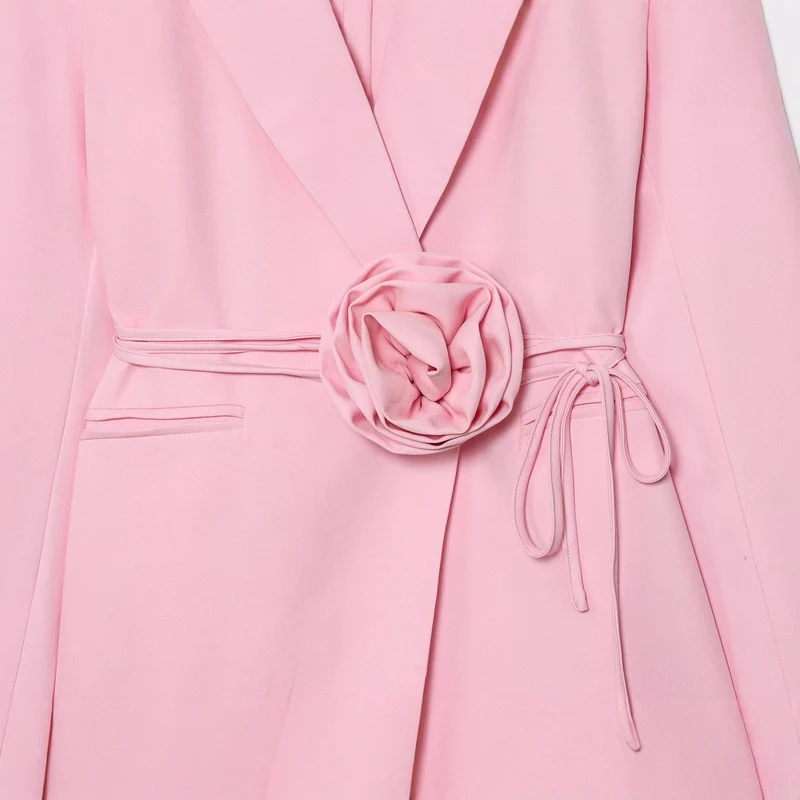 Damen Taillierter Blazer mit Deko‑Rosen‑Gürtel und Reverskragen Nord Taschen