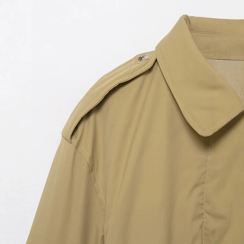 Damen Kurztrench mit Taillengürtel und Schulterklappen Nord Taschen