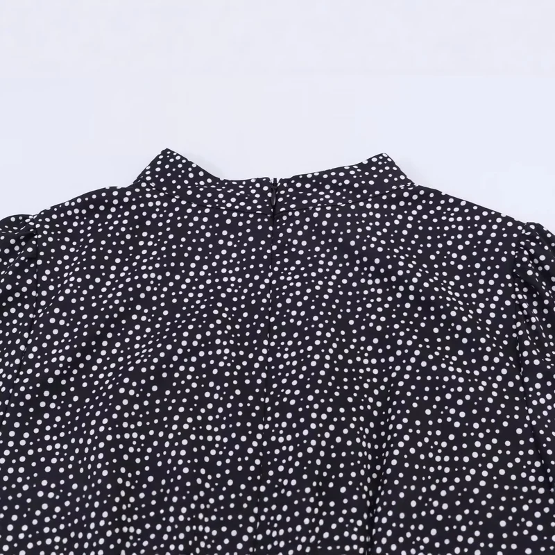 Damen Midikleid mit geraffter Brustpartie und weiten Ballonärmeln Nord Taschen