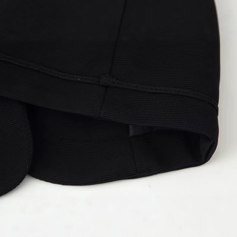 Damen Kurzjacke im militärisch inspirierten Stil mit Stehkragen und Zierkordeln Nord Taschen