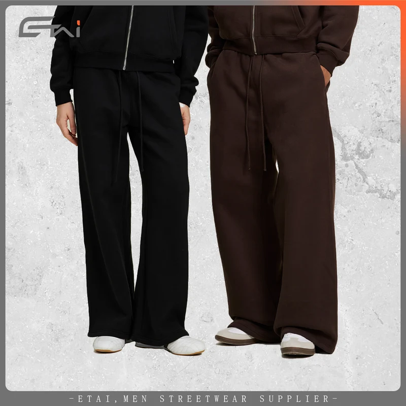 Damen Zweiteiliges Lounge-Set mit Cropped Kapuzen-Zipjacke und weiter hochgeschnittener Sweathose Nord Taschen