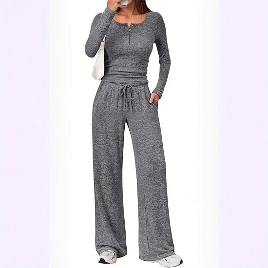 Damen Zweiteiliges Lounge-Set mit Henley-Top und weitem Jogginghose Schnitt Nord Taschen