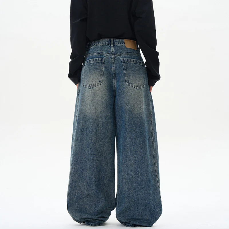 Damen Ultraweite hochgeschnittene Jeans-Palazzohose aus Vintage-Jeansstoff mit tiefem Schritt und skulpturaler Nahtführung Nord Taschen