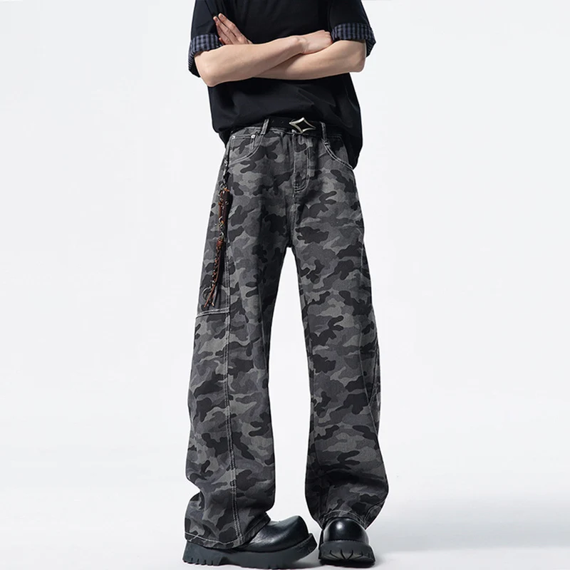 Herren Relaxed-Fit Camouflage-Denimhose mit extra weitem Bein Nord Taschen
