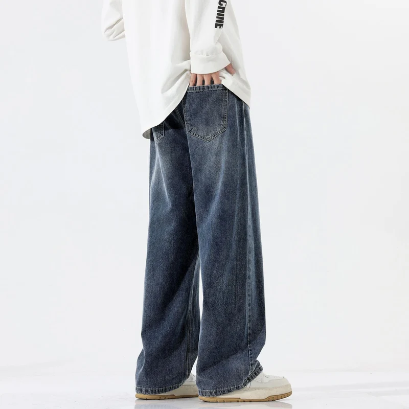 Herren Weite Bodenlange Denim‑Palazzohose mit verlängertem Saum und soften Used‑Akzenten Nord Taschen