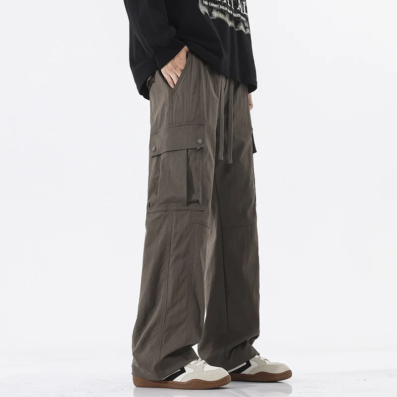 Herren Oversize-Cargohose im Utility-Stil mit Tunnelzugbund und großen Klappentaschen Nord Taschen