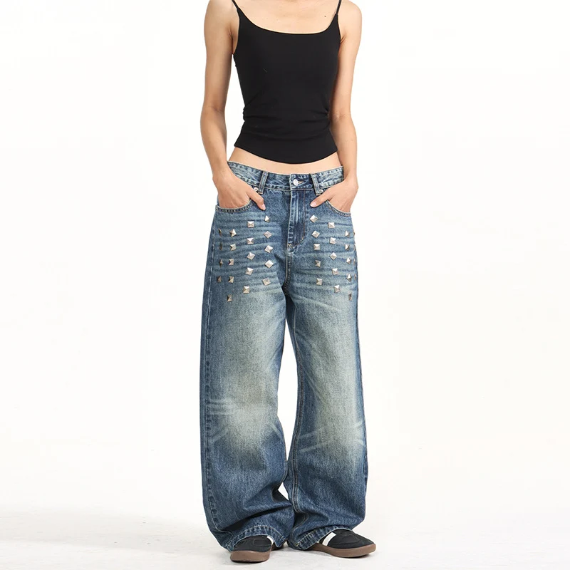 Damen Extraweite Nieten-Baggy-Jeans mit tiefem Bund und Used-Wash Nord Taschen