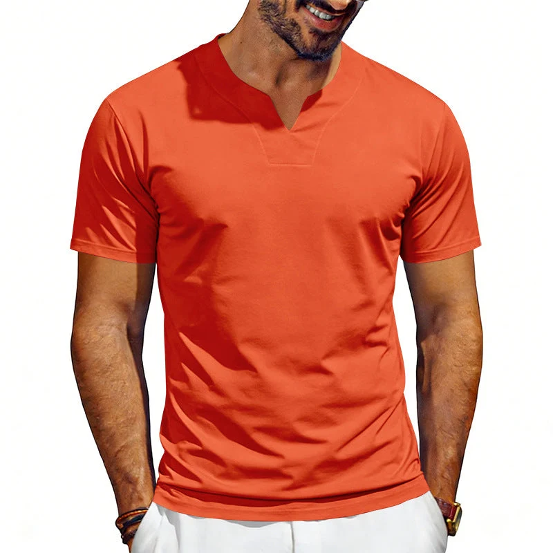 Herren V-Ausschnitt-Sportshirt mit ergonomischen Formnähten und elastischem Jersey