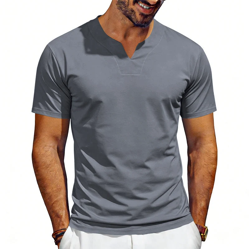 Herren V-Ausschnitt-Sportshirt mit ergonomischen Formnähten und elastischem Jersey