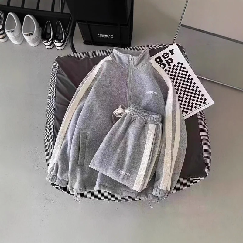 Damen Sportliches Sweat-Anzug Nord Taschen