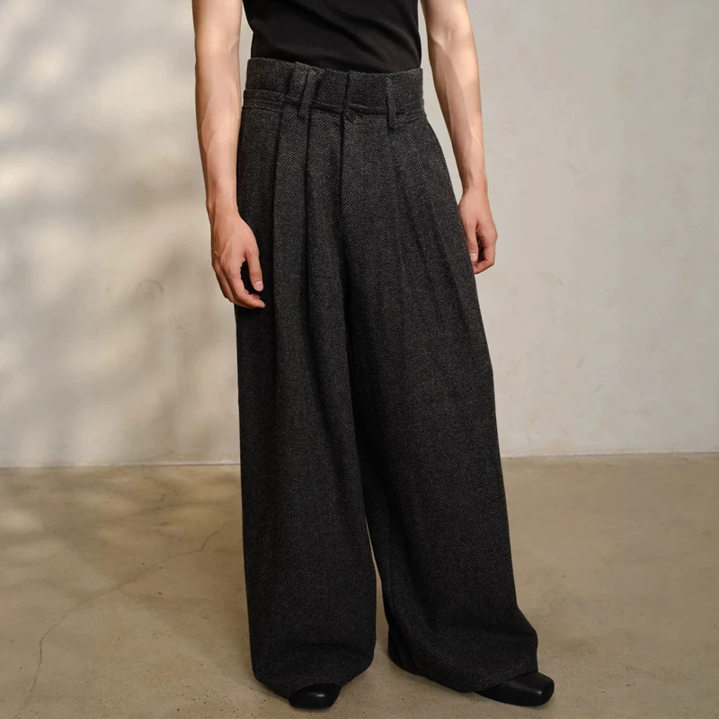 Damen Weitgeschnittene Wollhose Nord Taschen