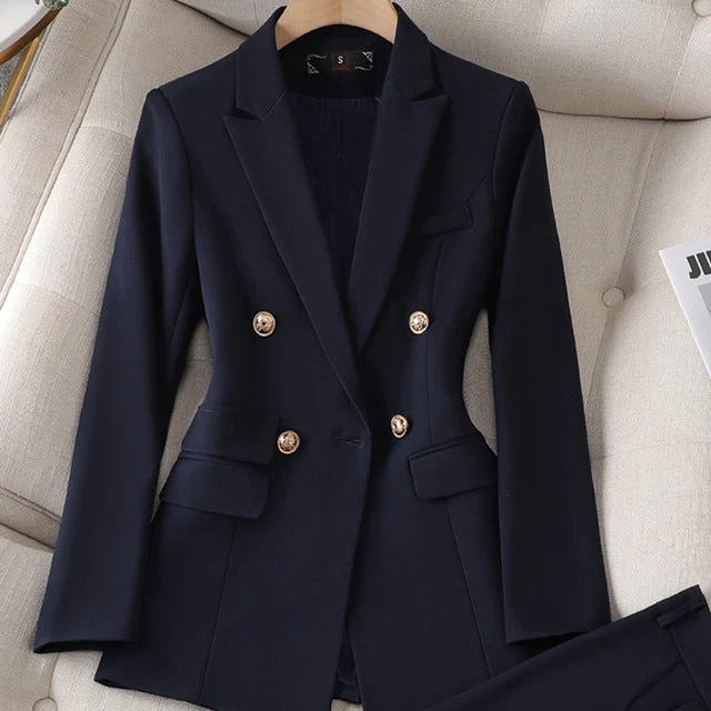 Isabelle Blazer und Hose Set