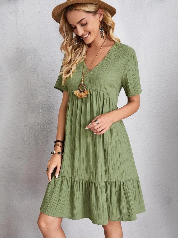 Damen lässiges V-Ausschnitt Kleid mit Schößchen und Rüschendetails