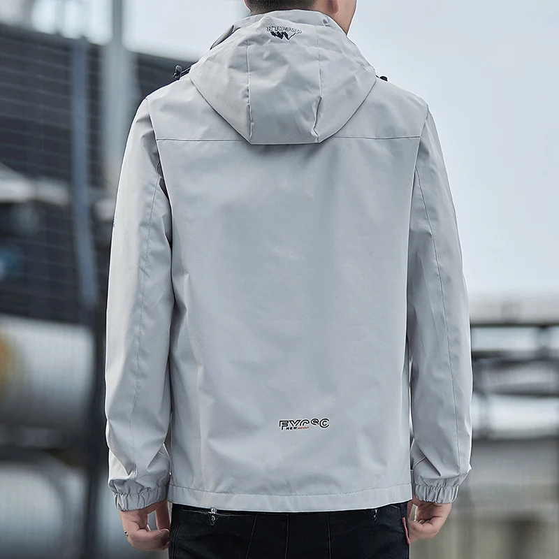 Herren Leichte Regenjacke mit verstellbarer Kapuze Nord Taschen