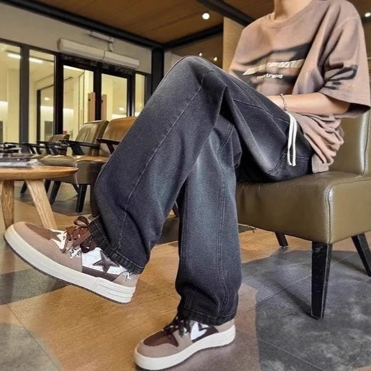 Damen Weitgeschnittene Jeans mit elastischem Bund Nord Taschen