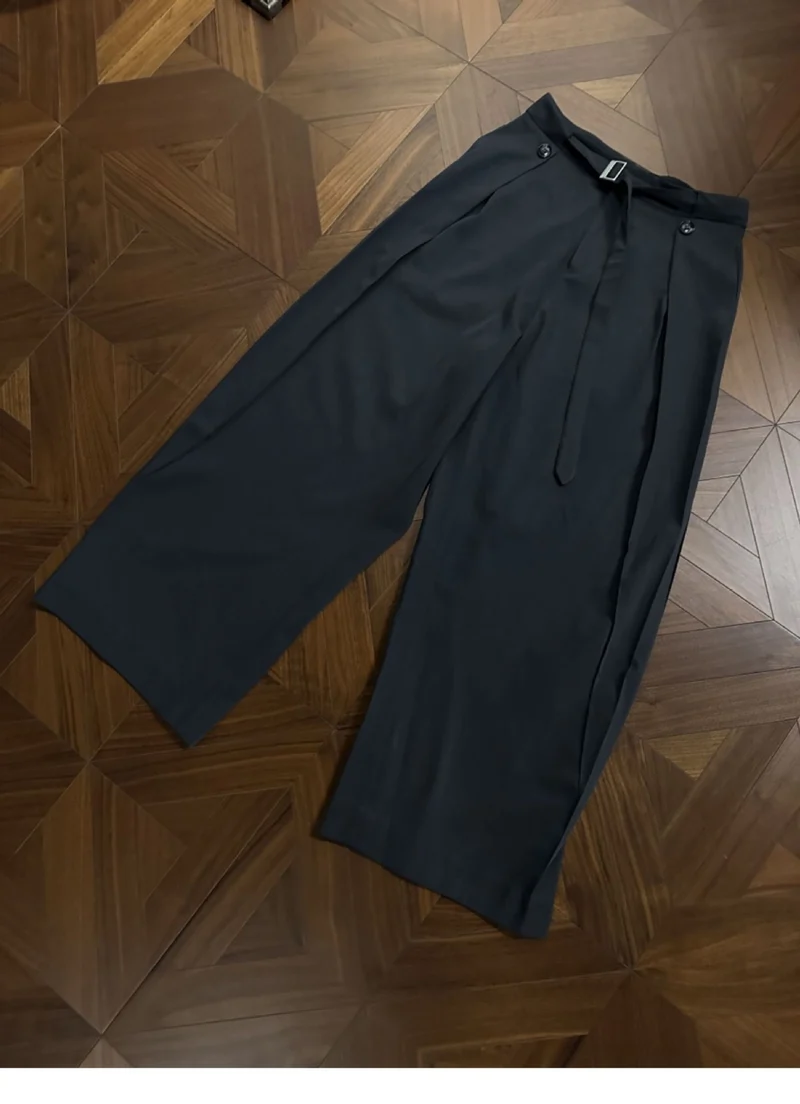 Damen Elegante und bequeme weite Stoffhose Nord Taschen