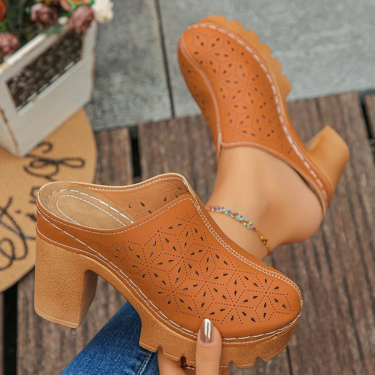 Damen Offene Clogs mit floralem Cut-Out Design und klobigem Absatz