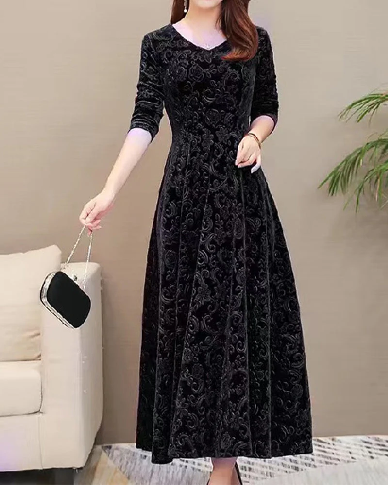 Klassisches Damenkleid mit mittellangen Ärmeln und Allover-Design