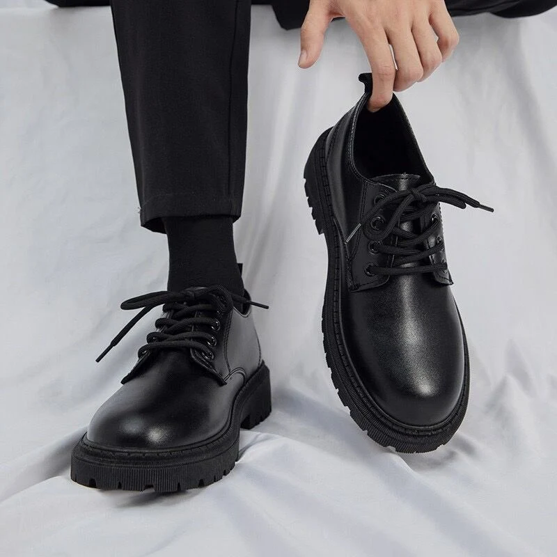 Herren Klassische Schnürschuhe mit rutschfester Gummisohle und robustem Obermaterial