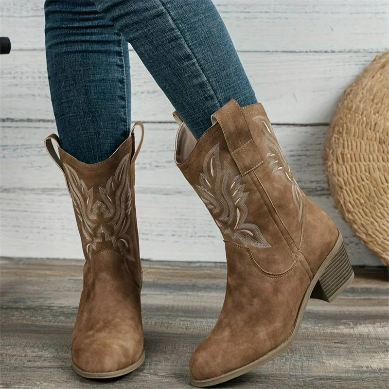 Coole schicke Cowboy-Stiefel