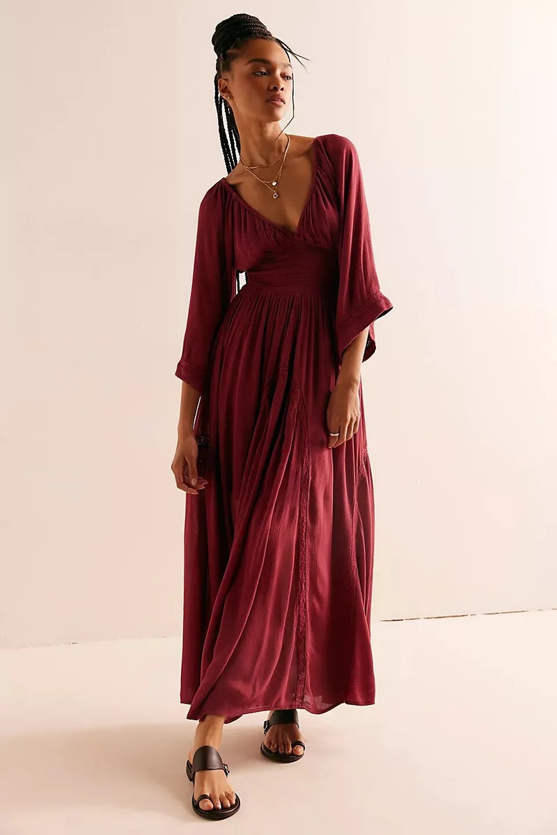 Damen luftiges Maxikleid mit tiefem V-Ausschnitt und praktischen Taschen