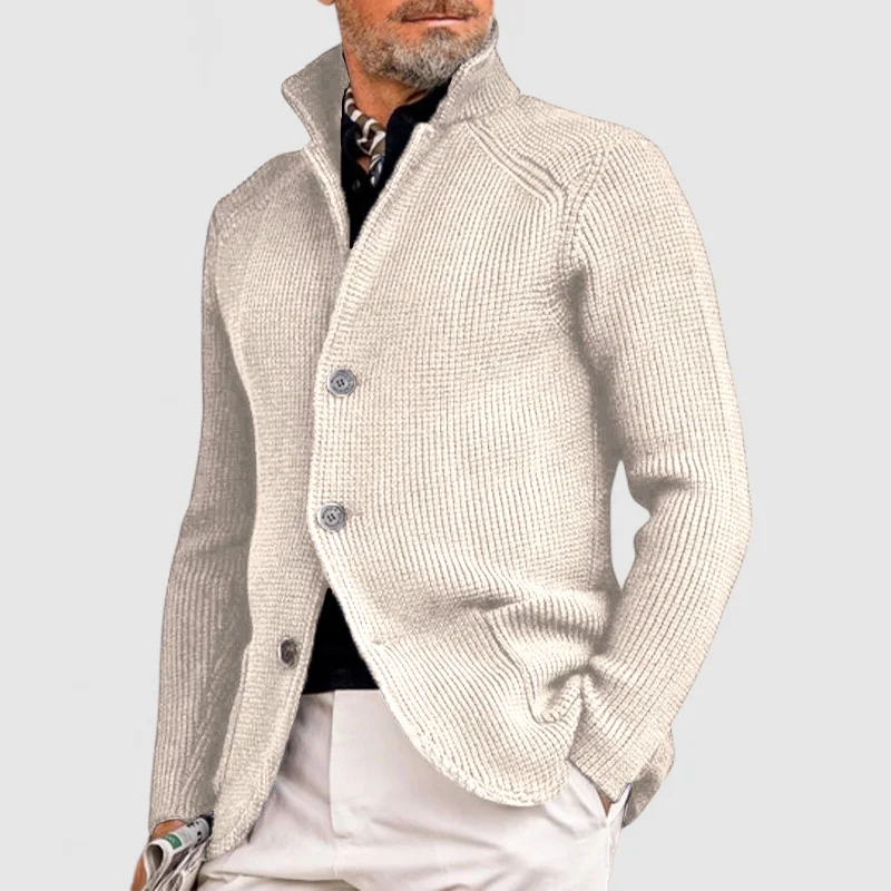 Klassischer Cardigan
