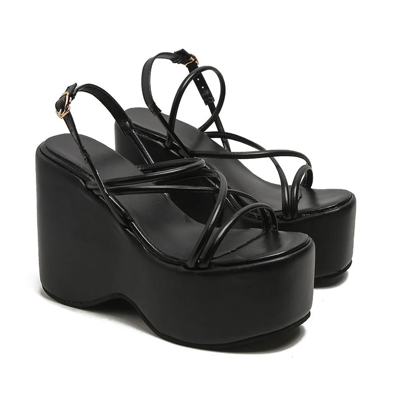 Damen Plateau-Sandaletten mit eleganten Riemen