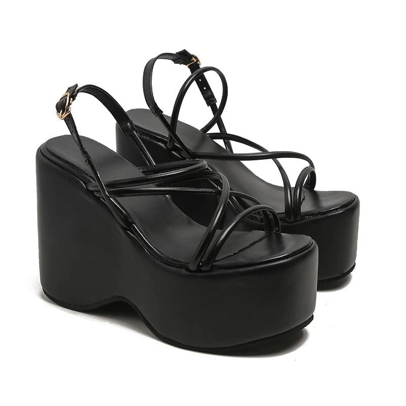 Damen Plateau-Sandaletten mit eleganten Riemen