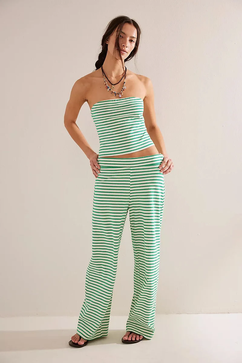 Damen lässiges Loungewear-Set mit geripptem Oberteil und weiten Hosen