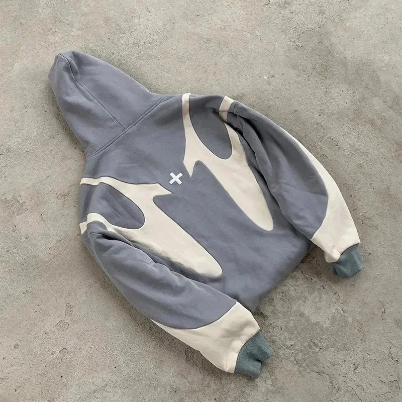 Zip Hoodie mit Teufelsmotiv